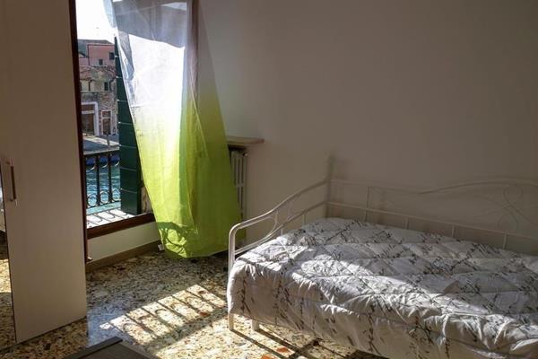 Venice My Friends Canal View Bed & Breakfast Exterior photo